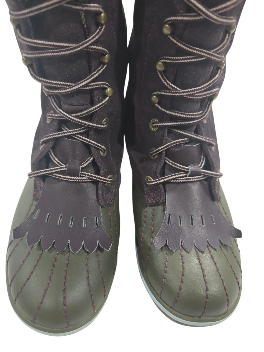 SOREL Tivoli Camp Women's Waterproof Lace-Up Duck Boots in Deep Plum Size 7.5